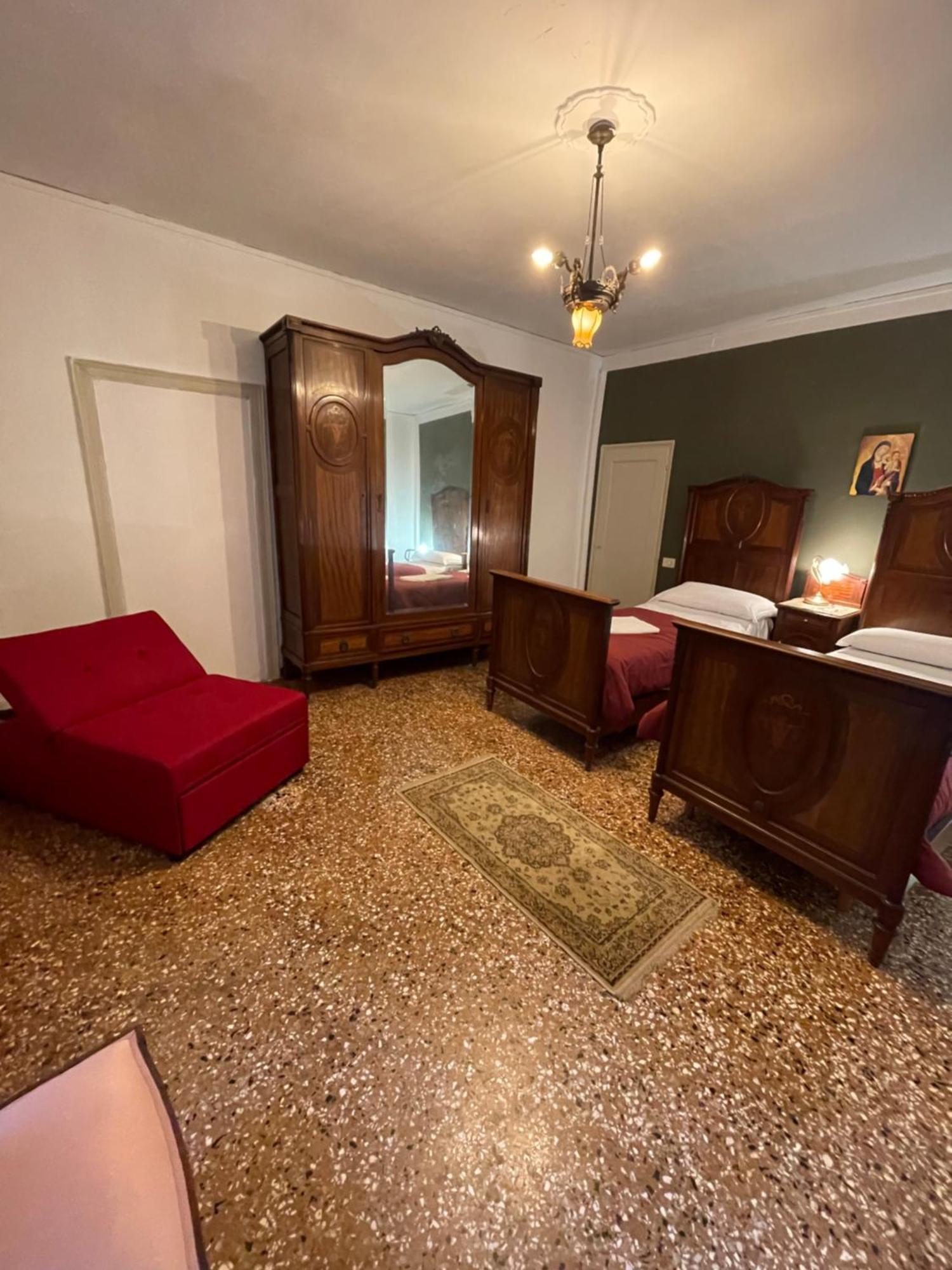 Lions Venice Guest House Екстериор снимка